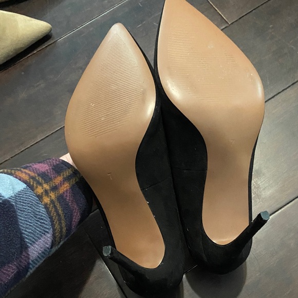 Asks Black Suede Pointed-Toe Heels - Picture 3 of 3